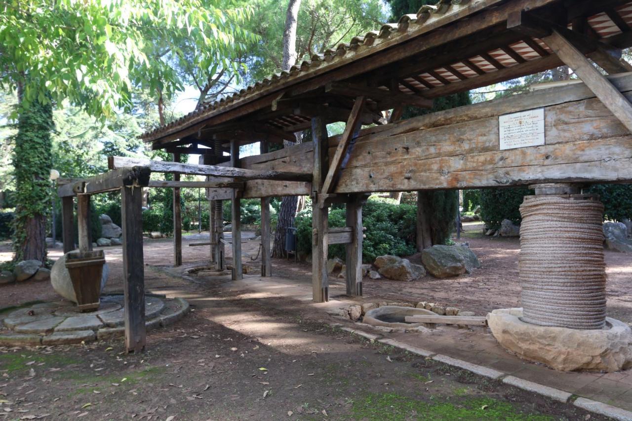 Hostal Del Senglar Espluga de Francolí Екстериор снимка