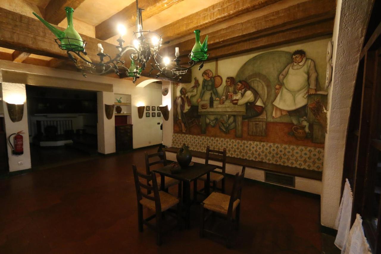Hostal Del Senglar Espluga de Francolí Екстериор снимка